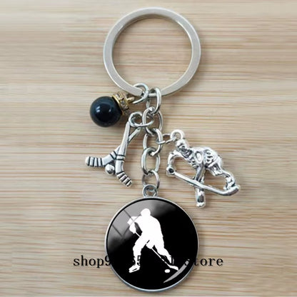 Fashion Ice Hockey Keychain Cross Hockey Stick Key Chain Elegant Leisure Sports Hockey Fans Gift